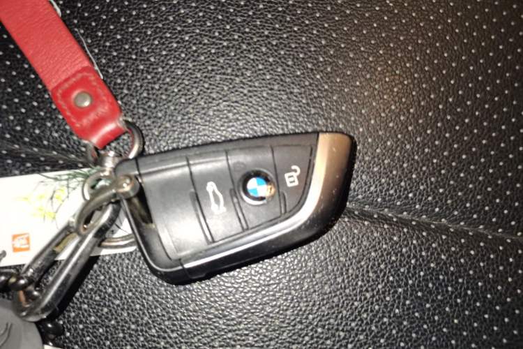 Used BMW 1 Series 2017 118i Fashion Model Vehicle Key