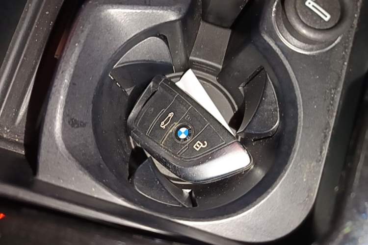 Used BMW 1 Series 2017 118i Sport Edition Vehicle Key