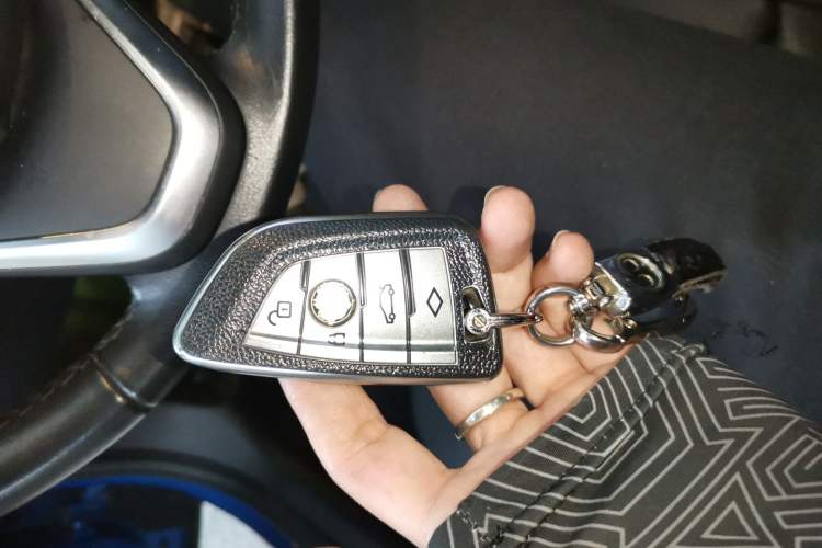 Used BMW 1 Series 2017 118i Sport Edition Vehicle Key