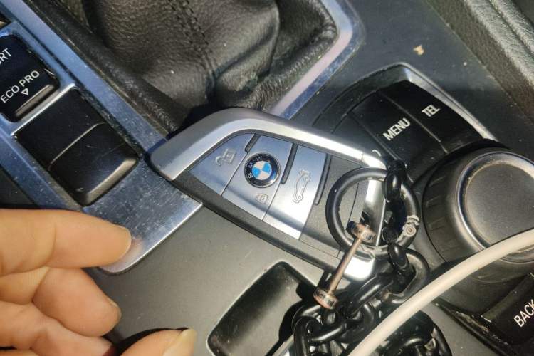 Used BMW 1 Series 2017 118i Fashion Model Vehicle Key
