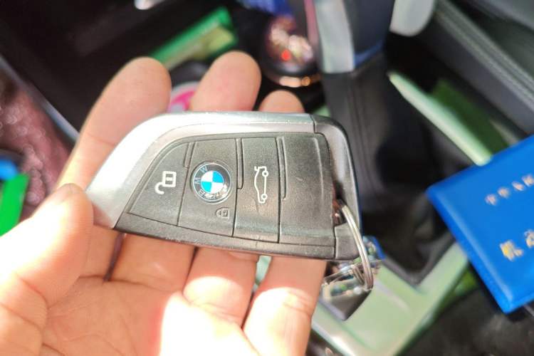 Used BMW 1 Series 2017 118i Sport Edition Vehicle Key