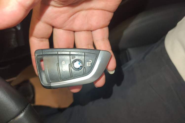 Used BMW 1 Series 2017 118i Sport Edition Vehicle Key