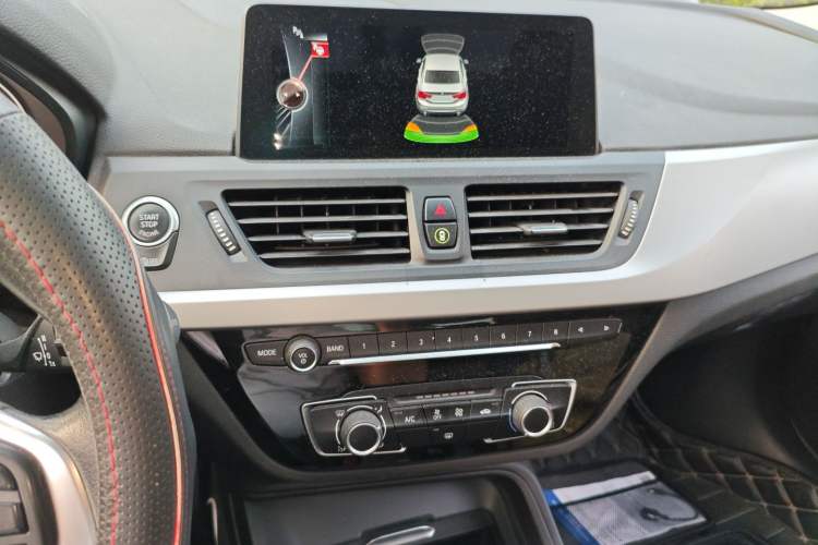 Used BMW 1 Series 2017 118i Fashion Model Audio And AC Panel