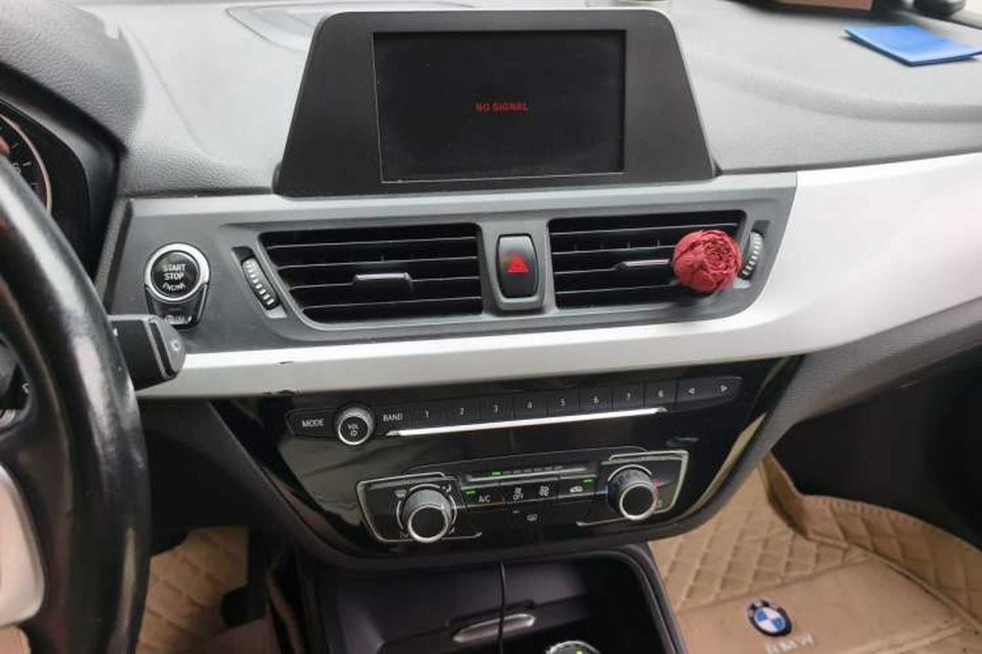 Used BMW 1 Series 2017 118i Fashion Model Audio And AC Panel