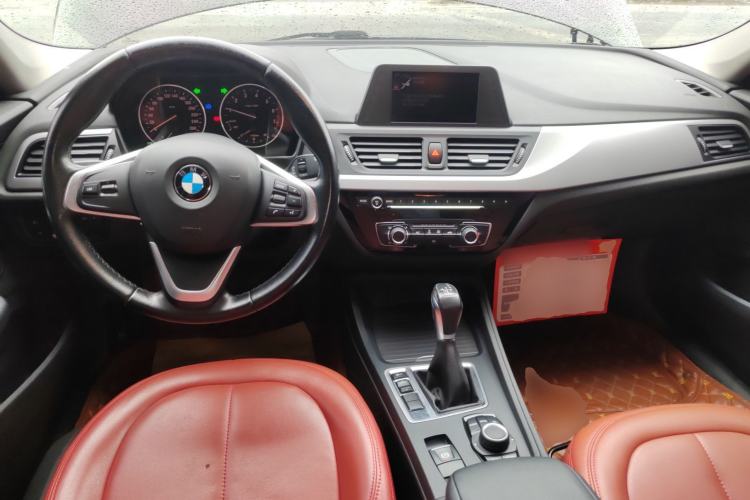 Used BMW 1 Series 2017 118i Fashion Model Center Console