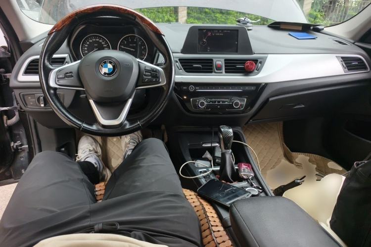 Used BMW 1 Series 2017 118i Fashion Model Center Console