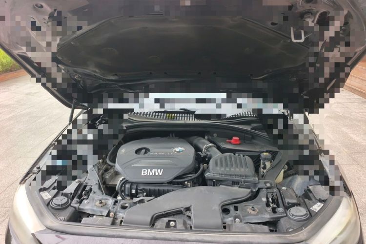 Used BMW 1 Series 2017 118i Fashion Model Engine Bay