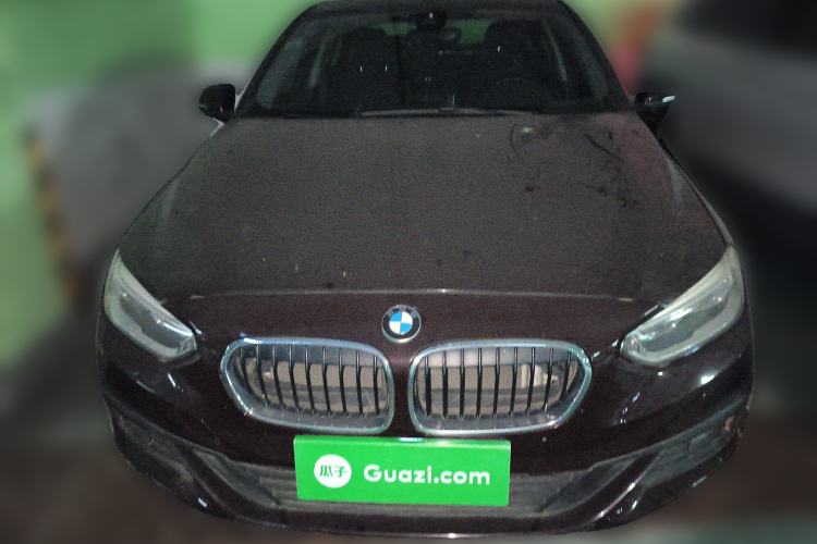Used BMW 1 Series 2017 120i Design Package Model Exterior 1
