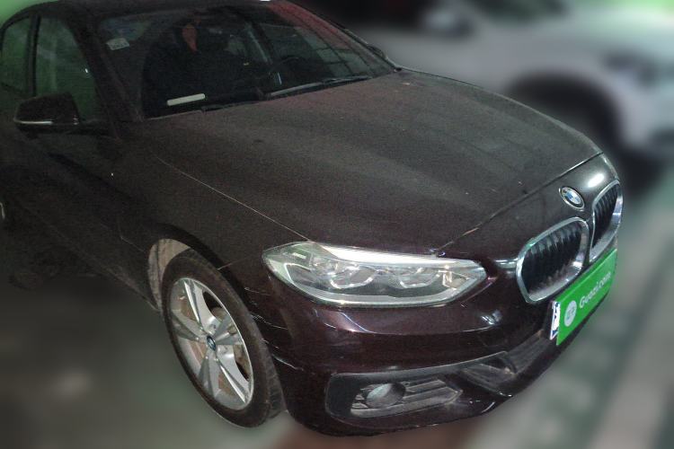 Used BMW 1 Series 2017 120i Design Package Model Exterior 2