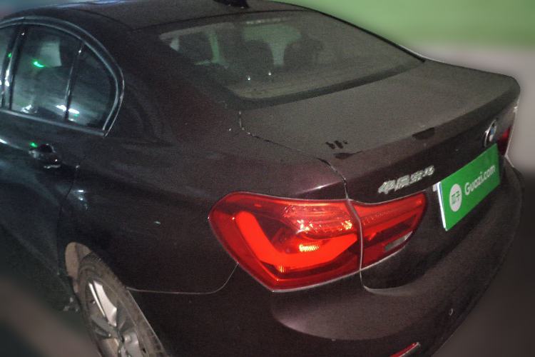 Used BMW 1 Series 2017 120i Design Package Model Exterior 3