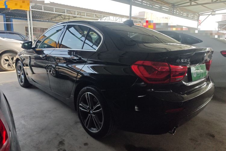 Used BMW 1 Series 2017 118i Sport Edition Exterior 3