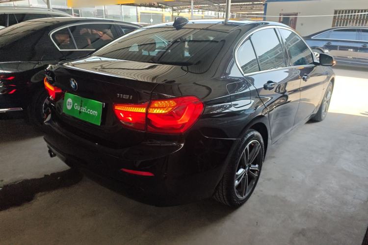 Used BMW 1 Series 2017 118i Sport Edition Exterior 5