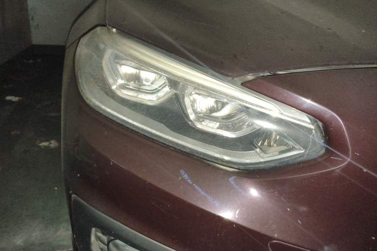 Used BMW 1 Series 2017 120i Design Package Model Exterior 6