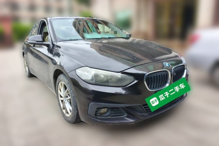 Used BMW 1 Series 2017 118i Fashion Model Front Right 45 Deg