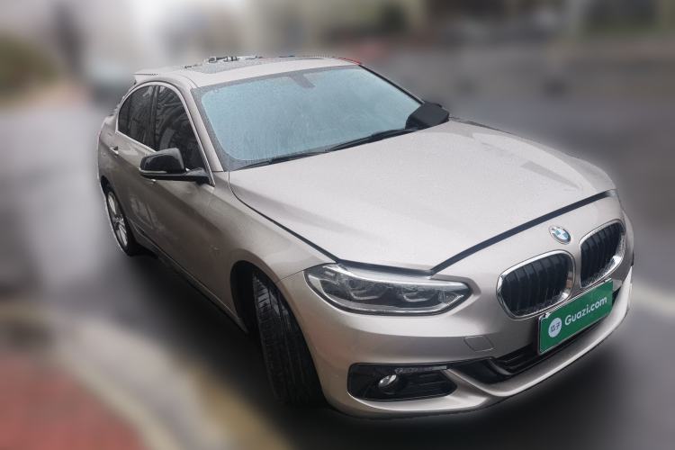 Used BMW 1 Series 2017 118i Design Package Model Front Right 45 Deg