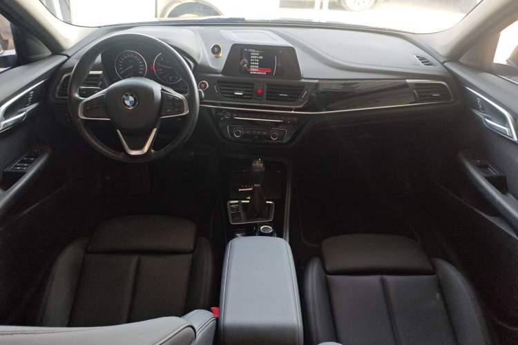 Used BMW 1 Series 2017 118i Sport Edition Interior 2