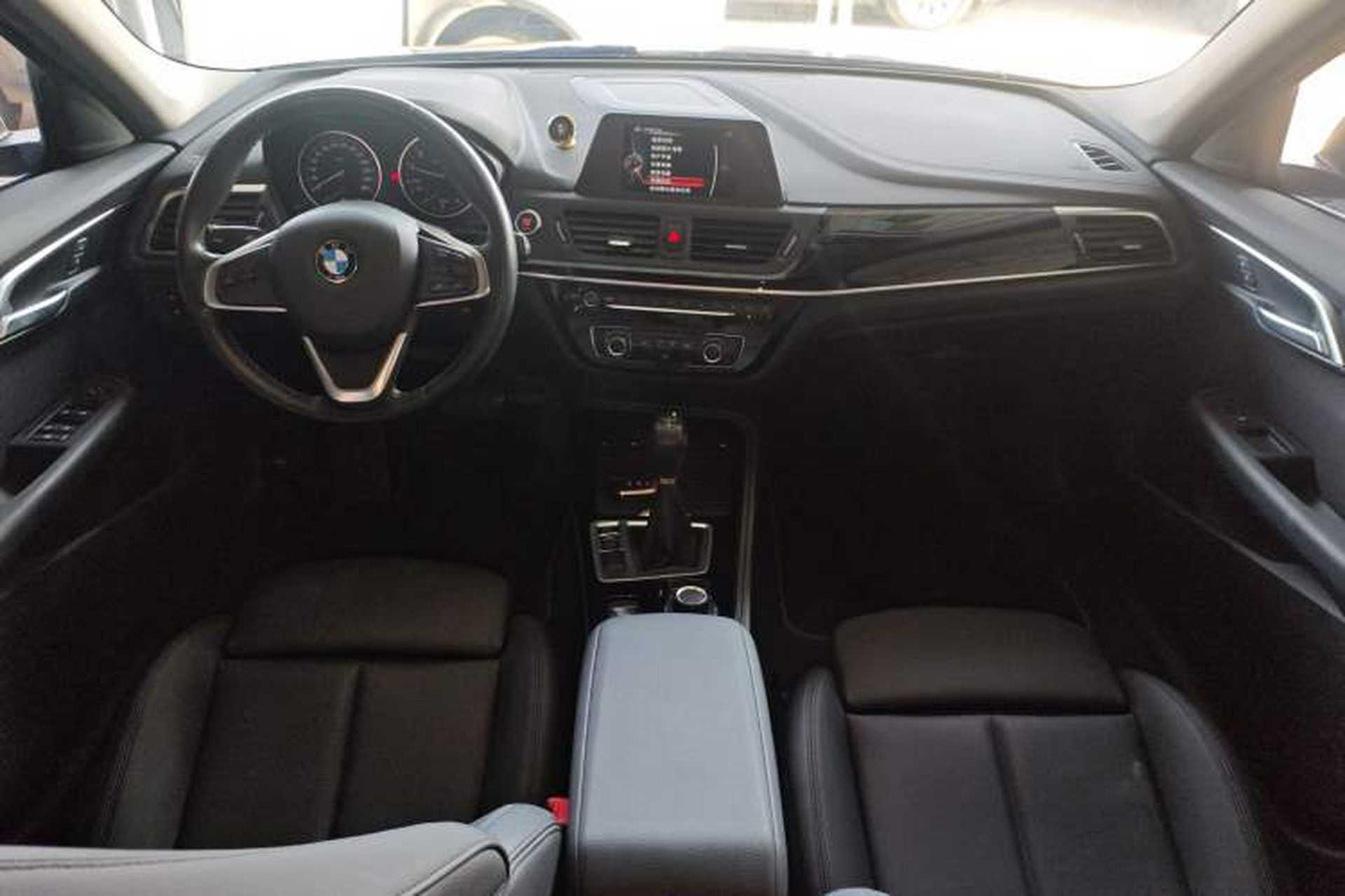 Used BMW 1 Series 2017 118i Sport Edition Interior 2