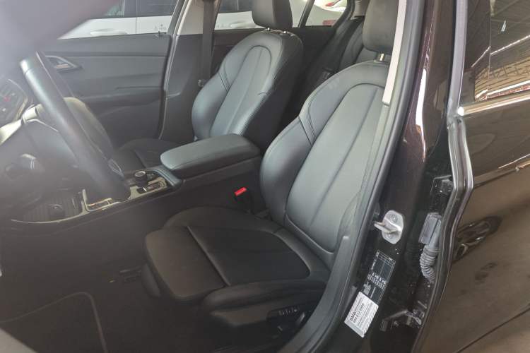 Used BMW 1 Series 2017 118i Sport Edition Left Front Seat