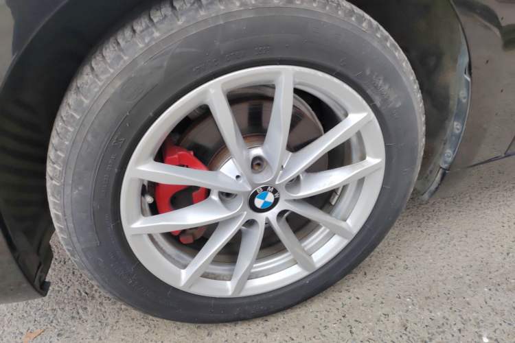 Used BMW 1 Series 2017 118i Fashion Model Left Front Wheel Hub