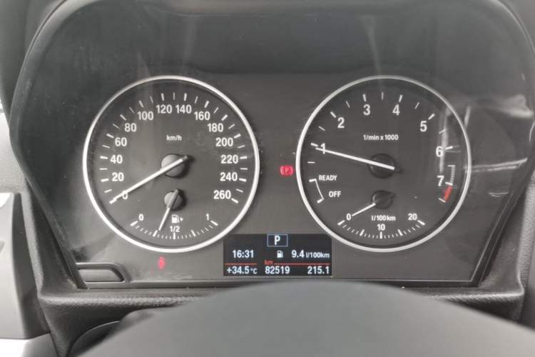 Used BMW 1 Series 2017 118i Fashion Model Odometer Close Up
