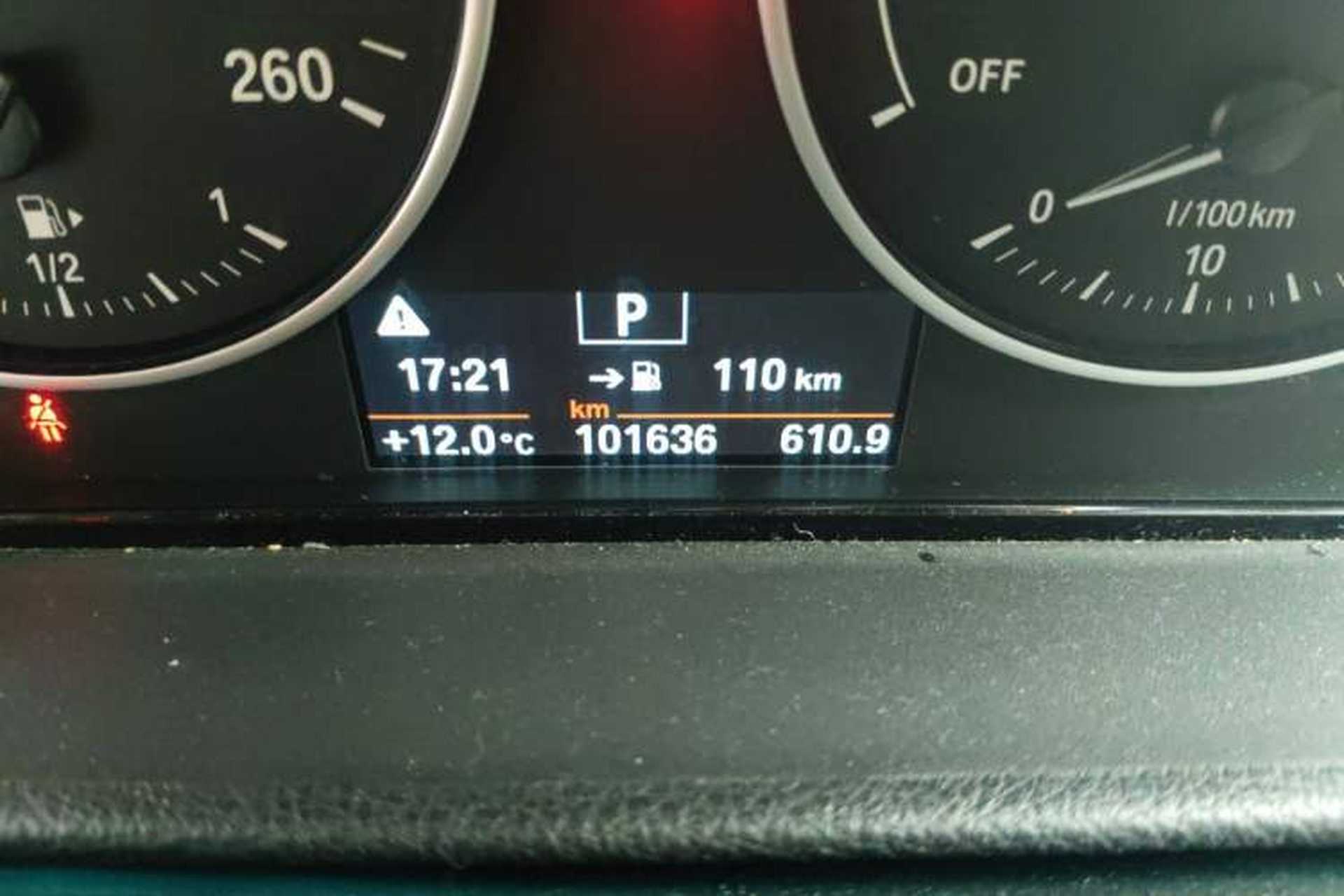 Used BMW 1 Series 2017 118i Sport Edition Odometer Close Up