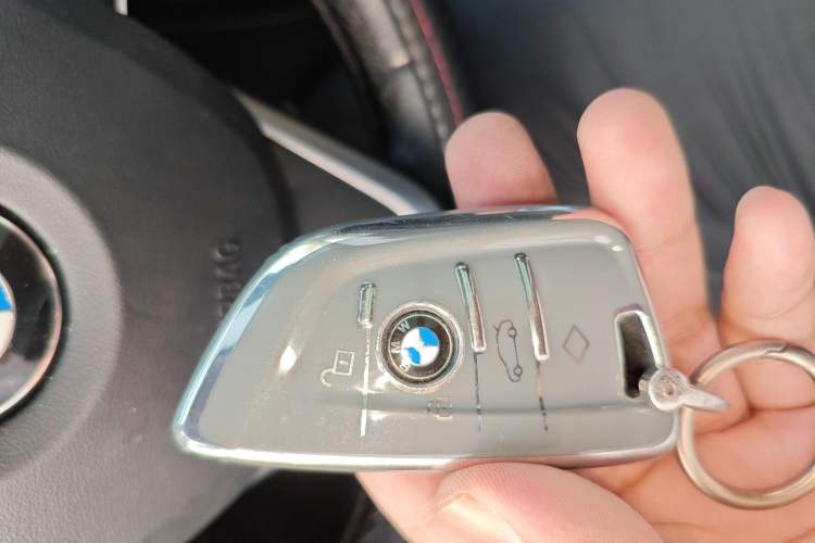 Used BMW 1 Series 2017 118i Fashion Model Vehicle Key