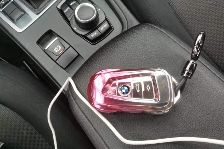 Used BMW 1 Series 2017 118i Fashion Model Vehicle Key