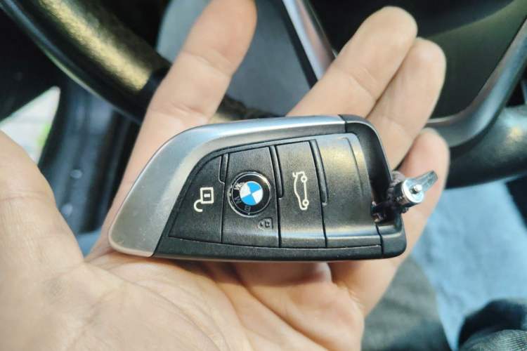 Used BMW 1 Series 2017 118i Sport Edition Vehicle Key