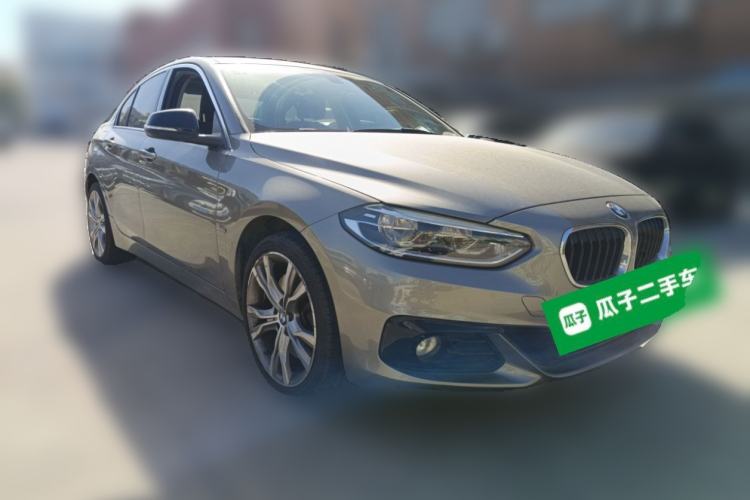 Used BMW 1 Series 2017 120i Design Package Model Exterior 2