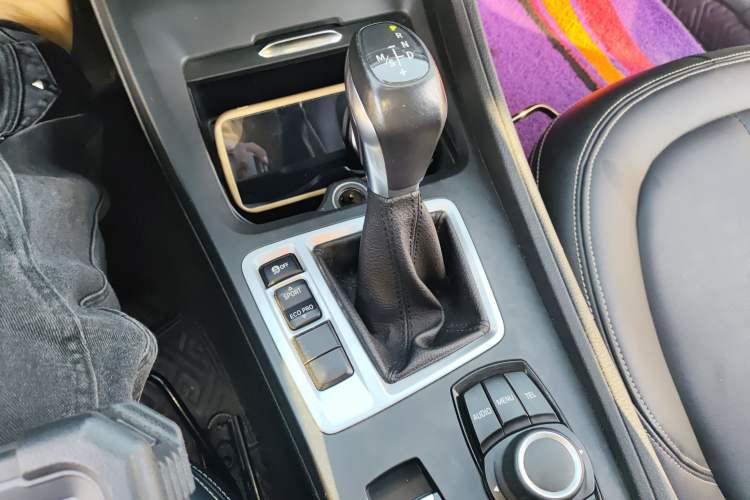 Used BMW 1 Series 2017 118i Fashion Model Gear Lever