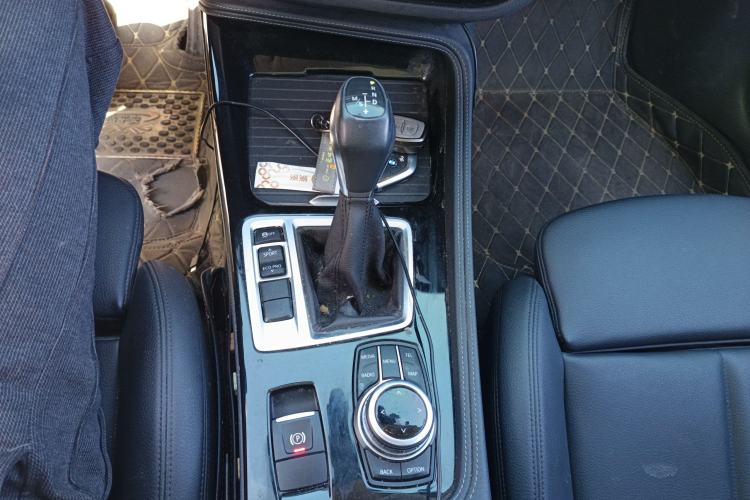Used BMW 1 Series 2017 120i Design Package Model Gear Lever