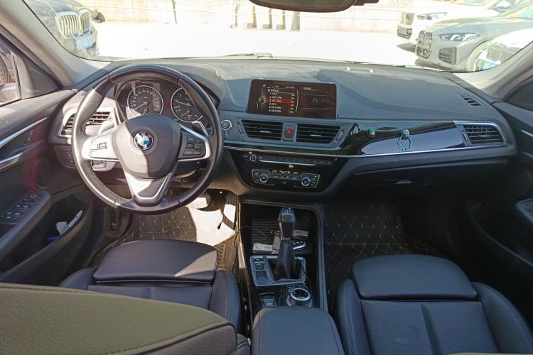 Used BMW 1 Series 2017 120i Design Package Model Interior 2