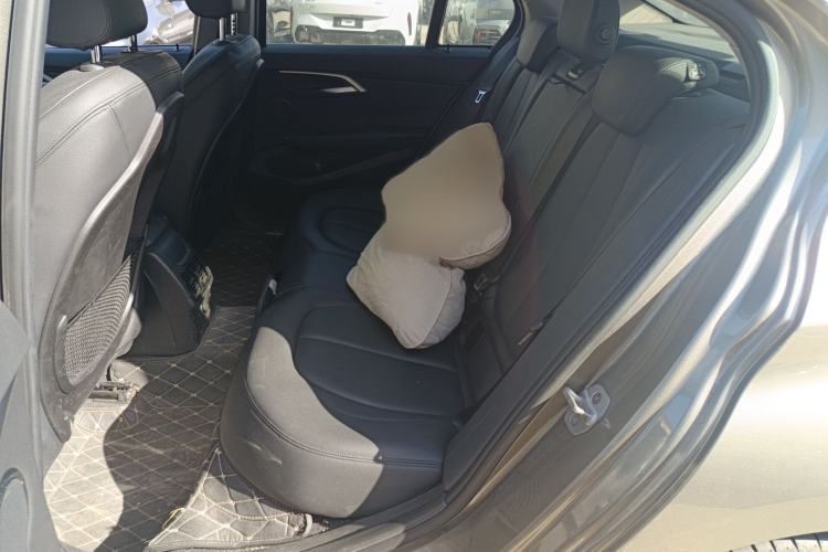 Used BMW 1 Series 2017 120i Design Package Model Interior 4