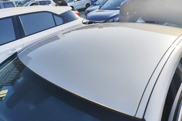Used BMW 1 Series 2017 118i Fashion Model Roof