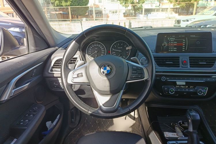 Used BMW 1 Series 2017 120i Design Package Model Steering Wheel