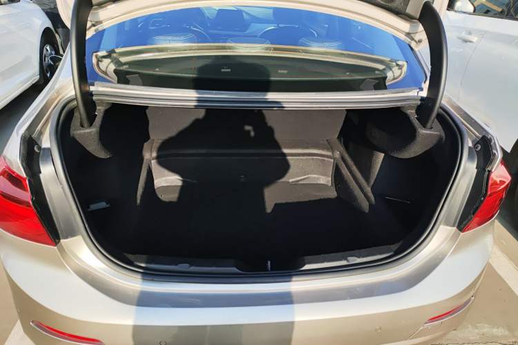 Used BMW 1 Series 2017 118i Fashion Model Trunk