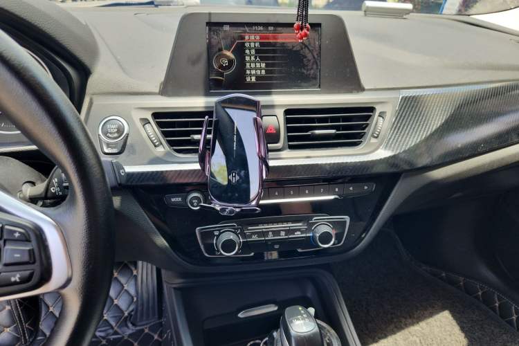 Used BMW 1 Series 2017 118i Fashion Model Audio And AC Panel
