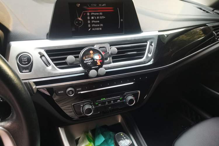 Used BMW 1 Series 2017 118i Sport Edition Audio And AC Panel