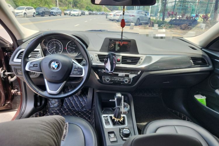 Used BMW 1 Series 2017 118i Fashion Model Center Console
