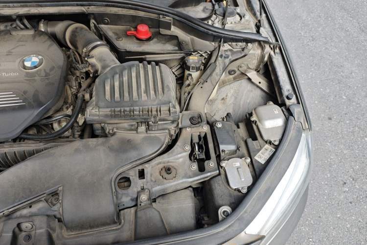 Used BMW 1 Series 2017 118i Sport Edition Engine Bay Left