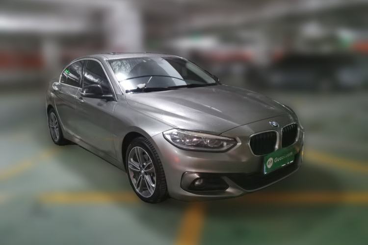 Used BMW 1 Series 2017 118i Sport Edition Front Right 45 Deg