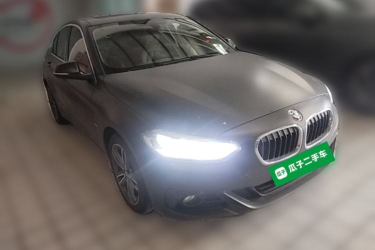 Used BMW 1 Series 2017 118i Sport Edition Front Right 45 Deg