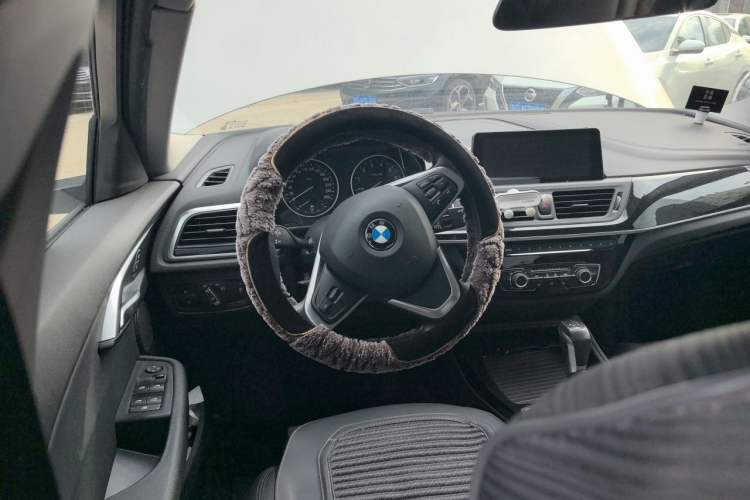 Used BMW 1 Series 2017 118i Sport Edition Steering Wheel