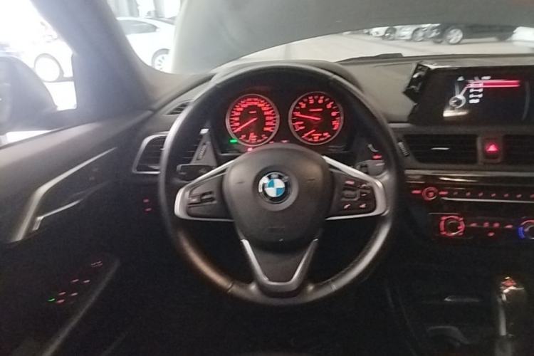 Used BMW 1 Series 2017 118i Sport Edition Steering Wheel