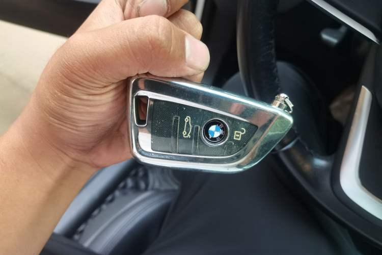 Used BMW 1 Series 2017 118i Sport Edition Vehicle Key