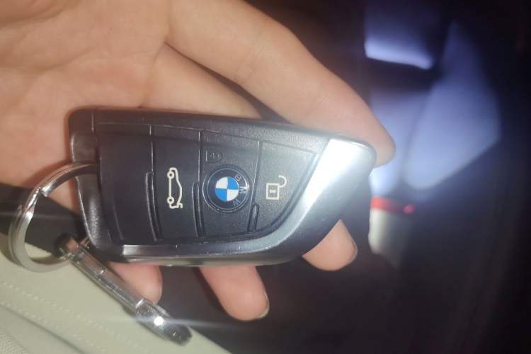 Used BMW 1 Series 2017 118i Sport Edition Vehicle Key