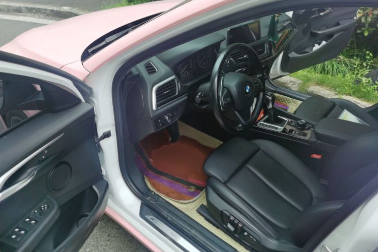 Used BMW 1 Series 2017 118i Sport Edition Driver Seat