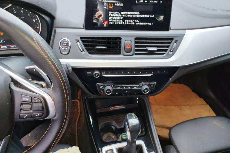 Used BMW 1 Series 2017 120i Design Package Model Audio And AC Panel