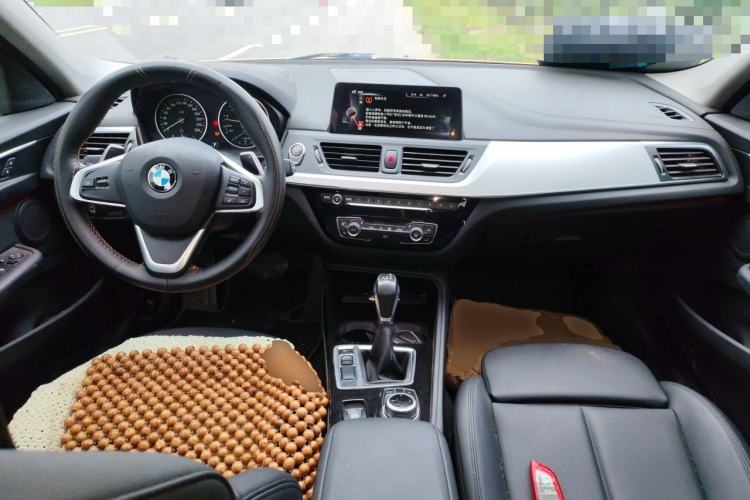 Used BMW 1 Series 2017 120i Design Package Model Center Console