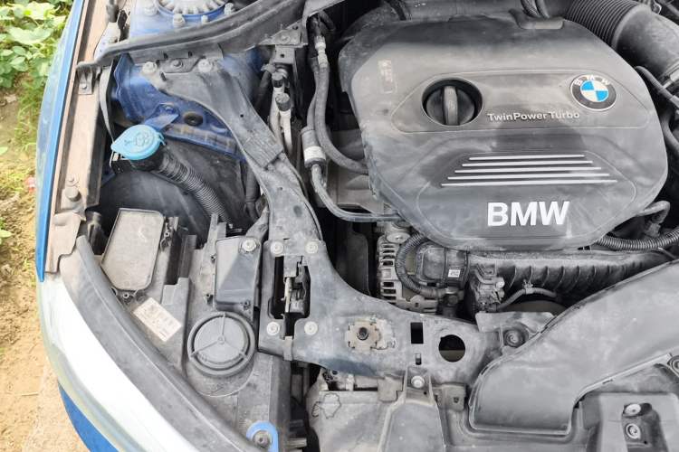 Used BMW 1 Series 2017 118i Fashion Model Engine Bay Right